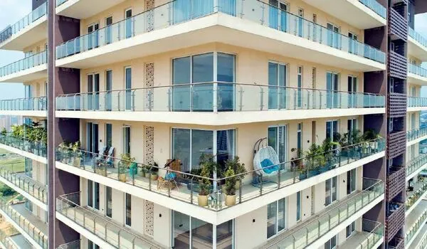 Featured Image of Mahindra Luminare Gurugram